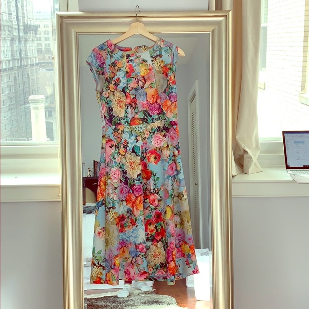 Gorgeous floral dress